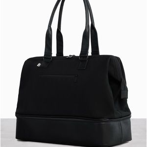 Beis Weekender Bag in Black